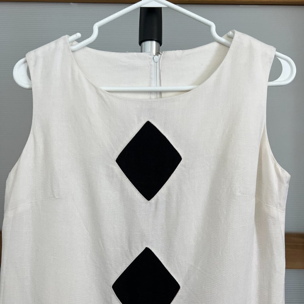 VTG Donna White Linen Black Diamond Geometric Sleeveless Shift Midi Dress Sz 8 - Picture 2 of 14